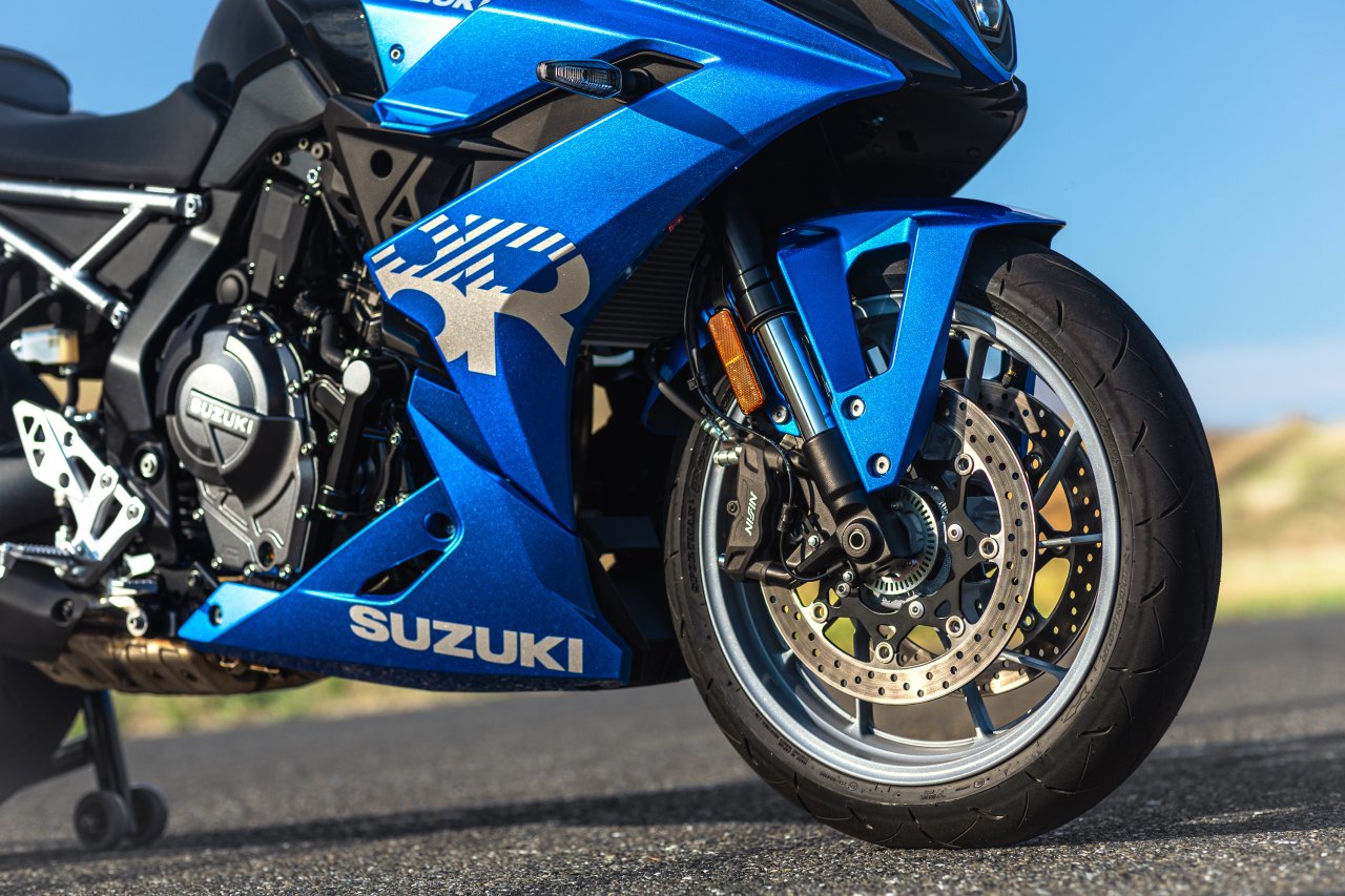 GSX8R