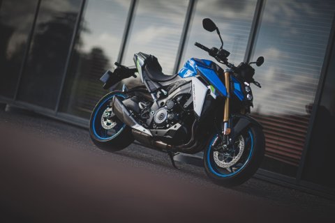 GSX-S1000 8