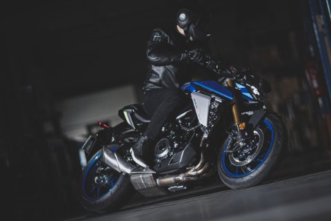 GSX-S1000 21