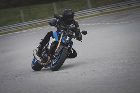GSX-S1000 57