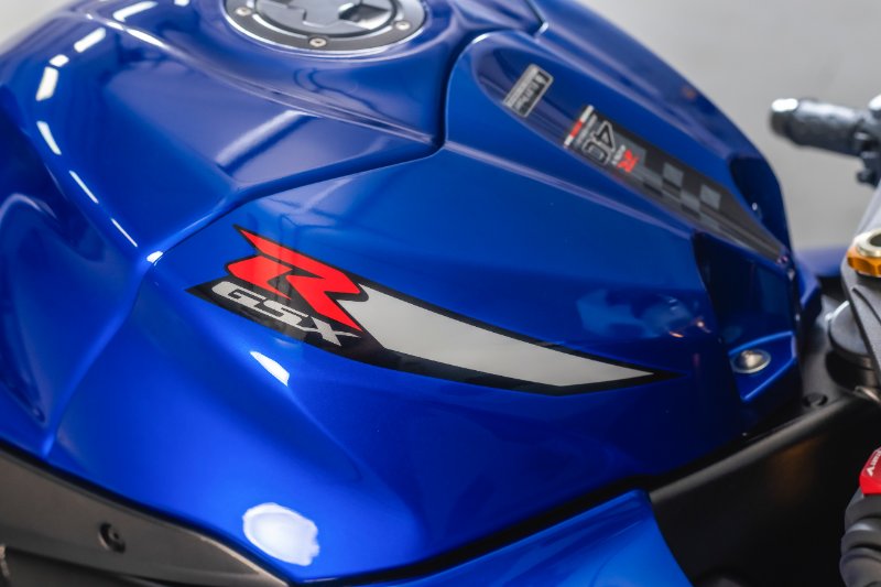 GSX-R1000R 6